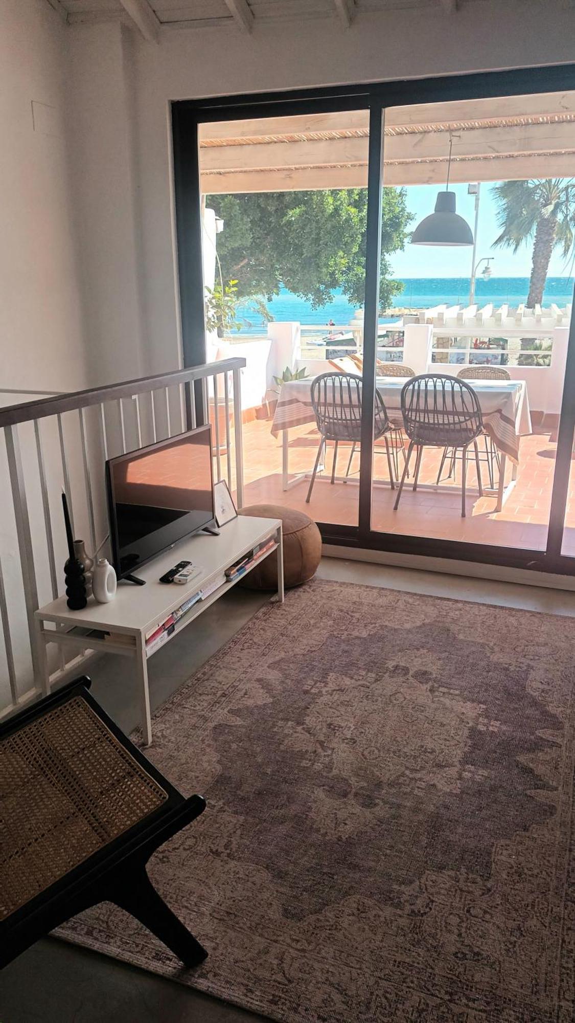 Playa 45, First Line Beach House Malaga Bagian luar foto
